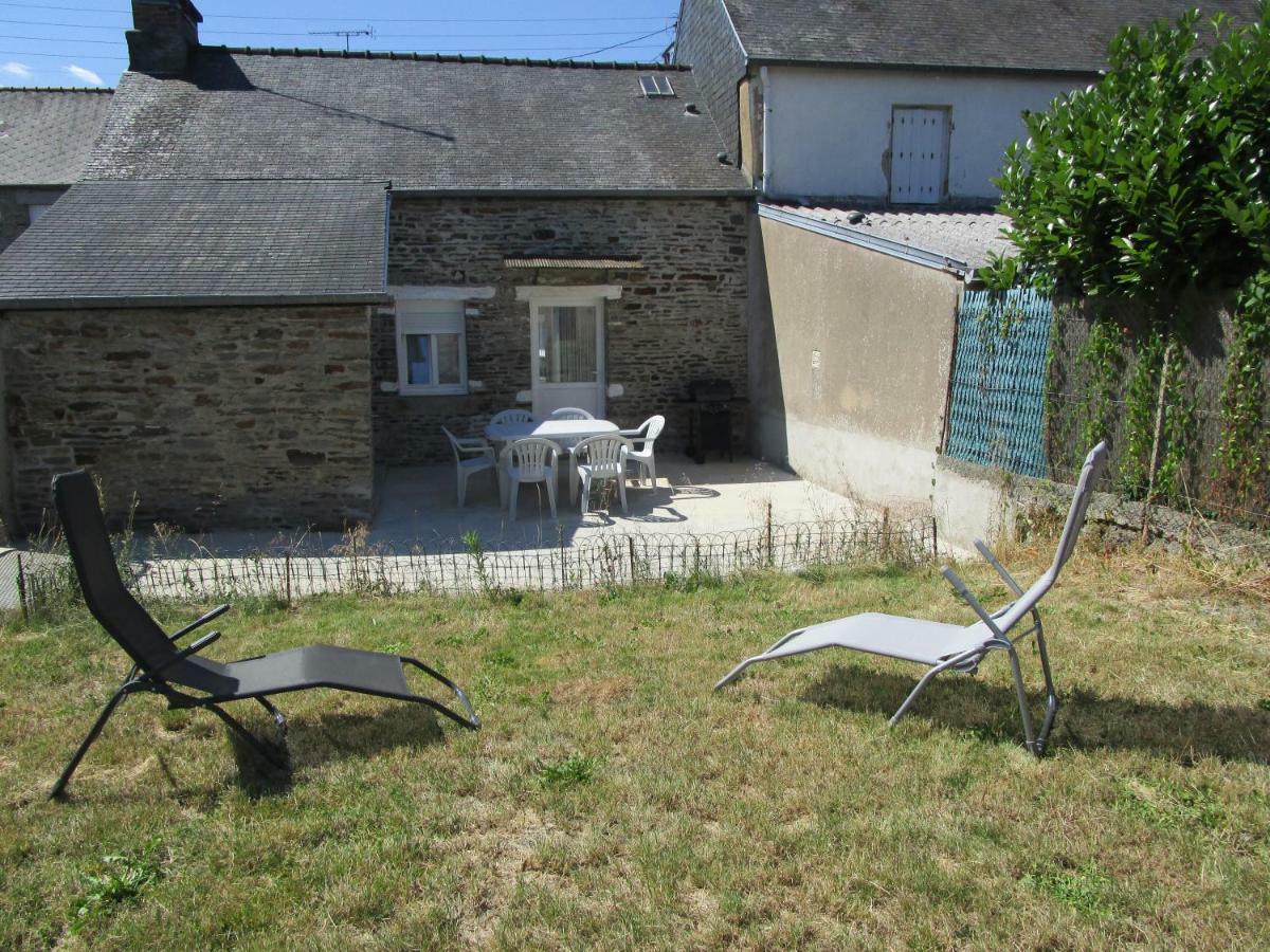 Maisonnette Avec Jardin Proche Du Mont Saint Michel Pontorson Exterior foto